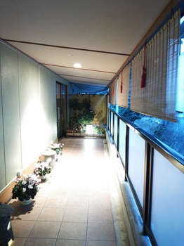 温泉入口2.JPG